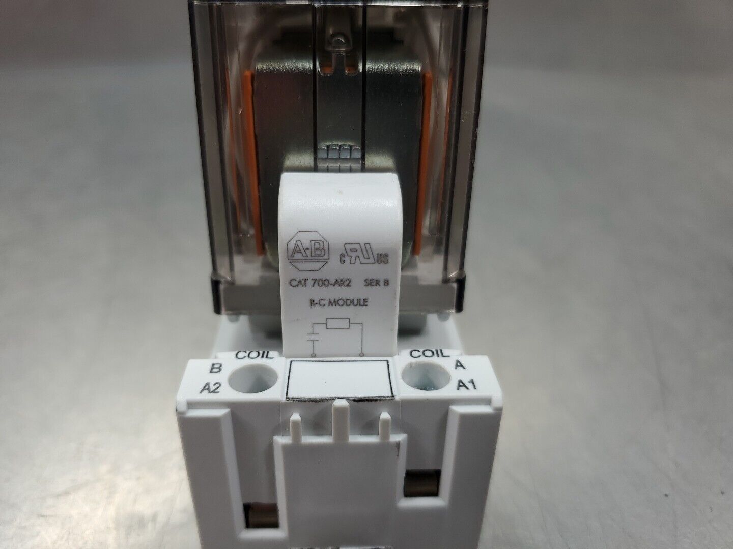 ALLEN BRADLEY 700-HB33A1 15A Relay w/700-HN153 SOCKET, 700-AR2 R-C Module 4D-35