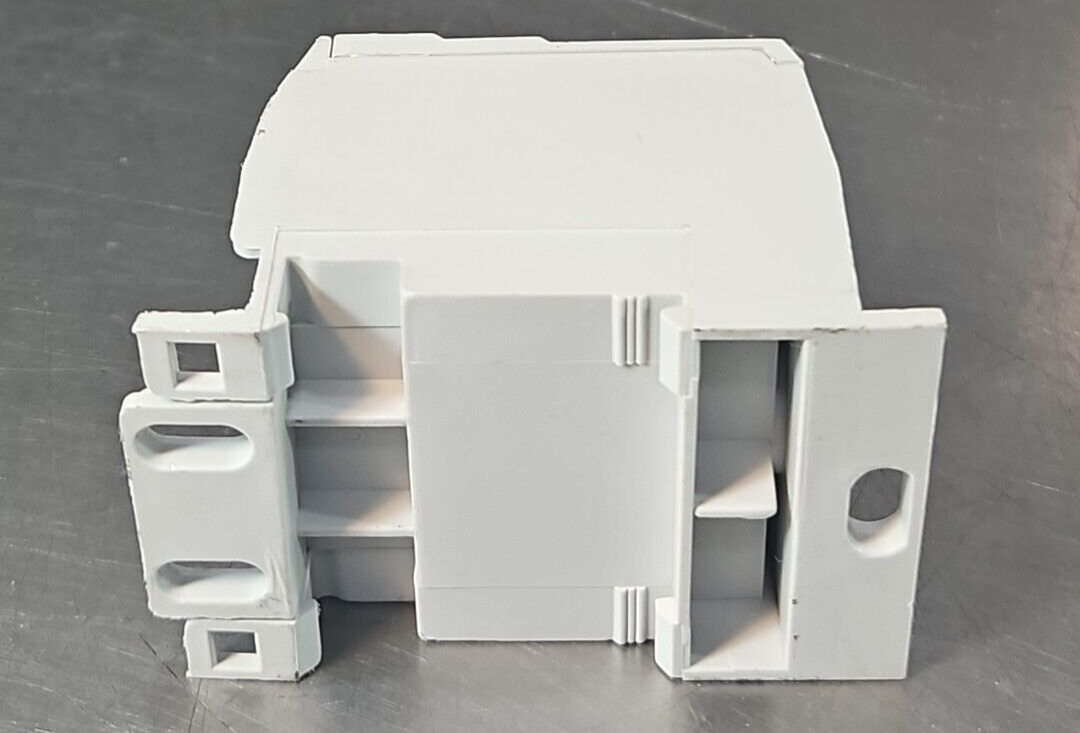 Teknomega RPU 160-10 Power Distribution Terminal Block loc4B11