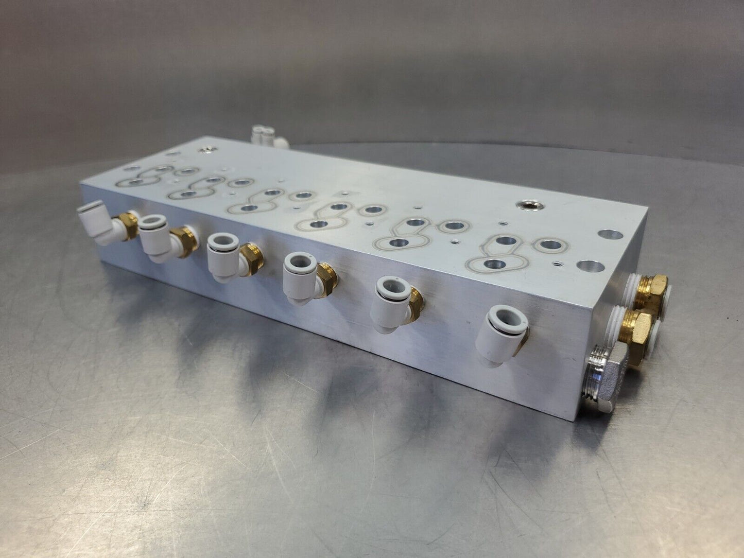 SMC 10012924A PNEUMATIC MANIFOLD MODULE. 6F