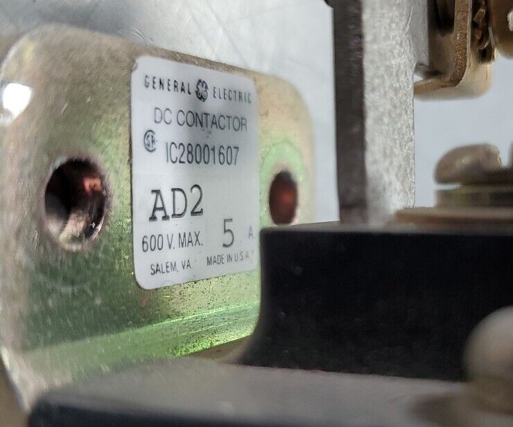 GE IC28001607 AD2 DC Contactor, 600V Max, 5 Amp. 4E-12