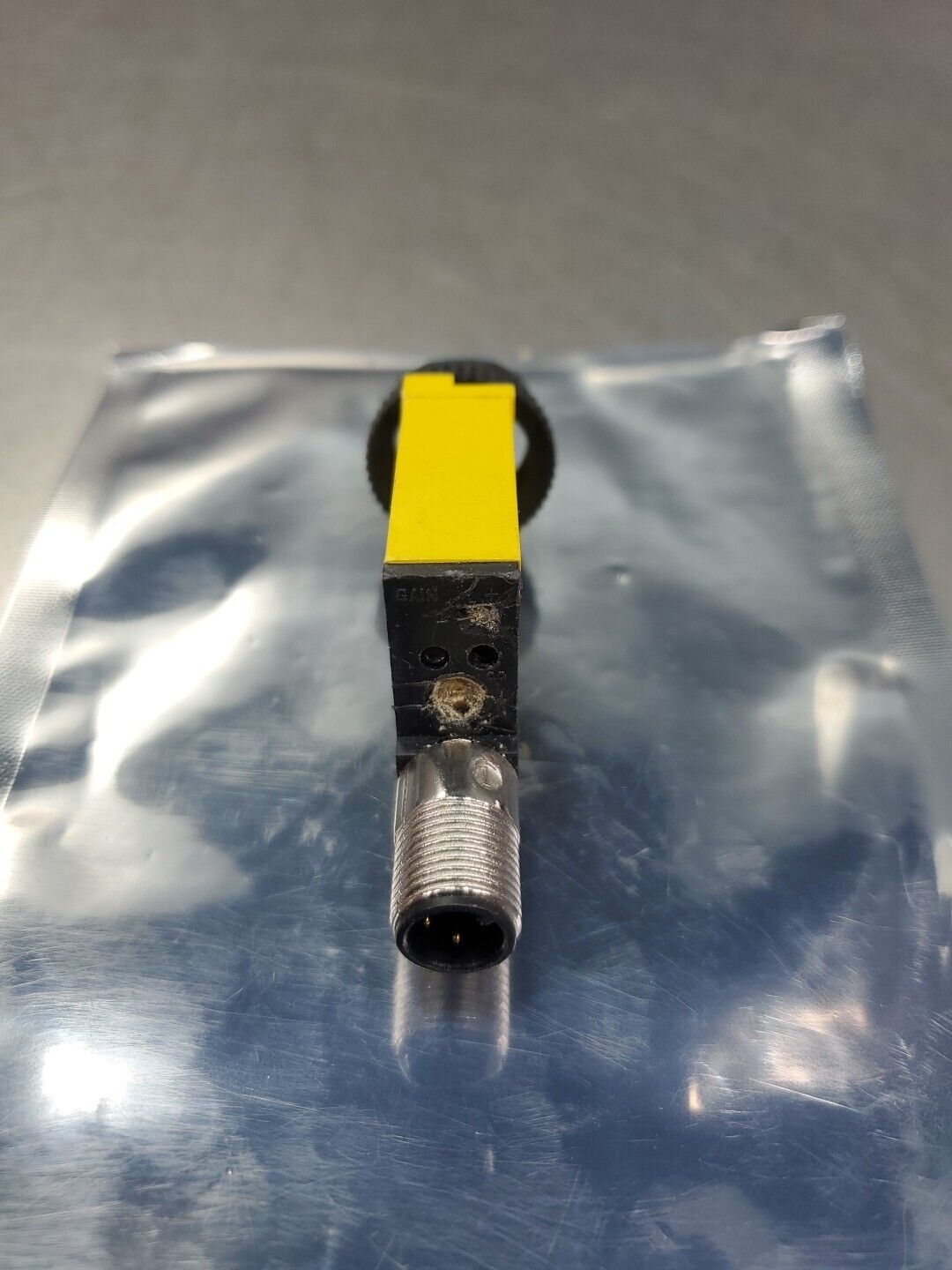 BANNER SM312C2QD Mini-Beam Photoelectric Sensor. 5E-3/1