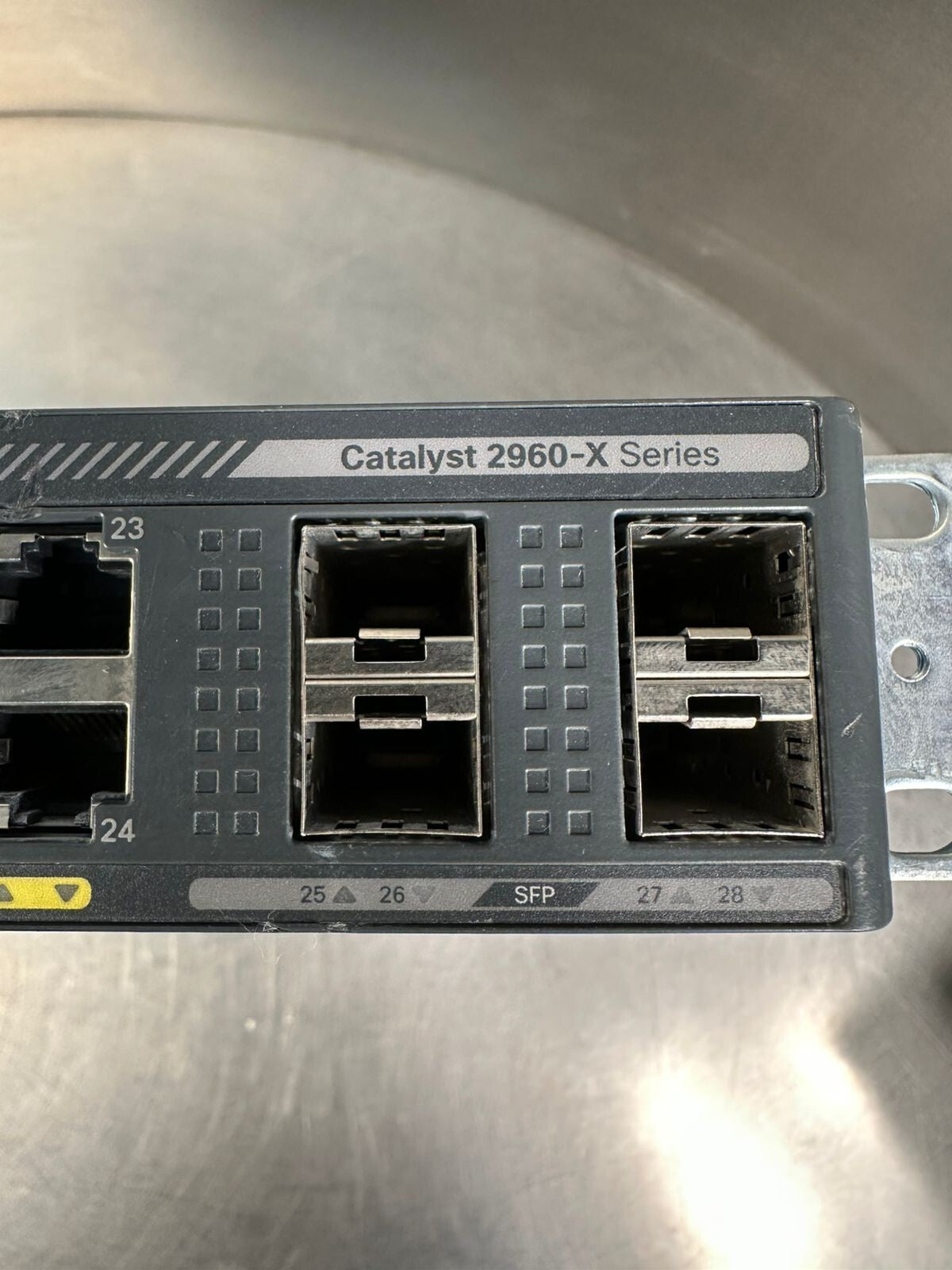 Cisco Catalyst 2960-X Series WS-C2960X-24PS-L 100-240V 8-4A (6.5.5)