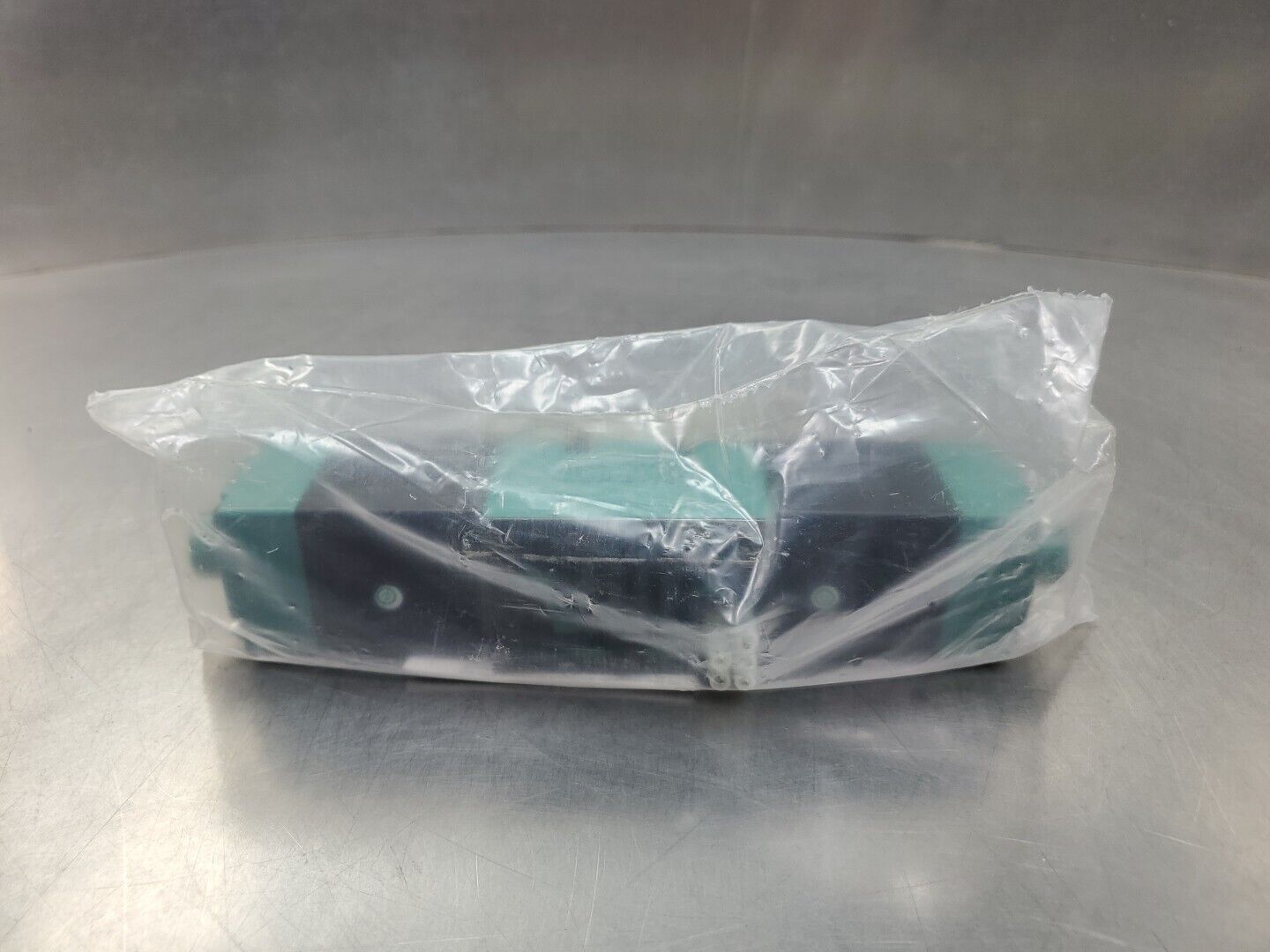 Numatics 152SS400K000030 Solenoid Valve, 110-120V. 6A-10