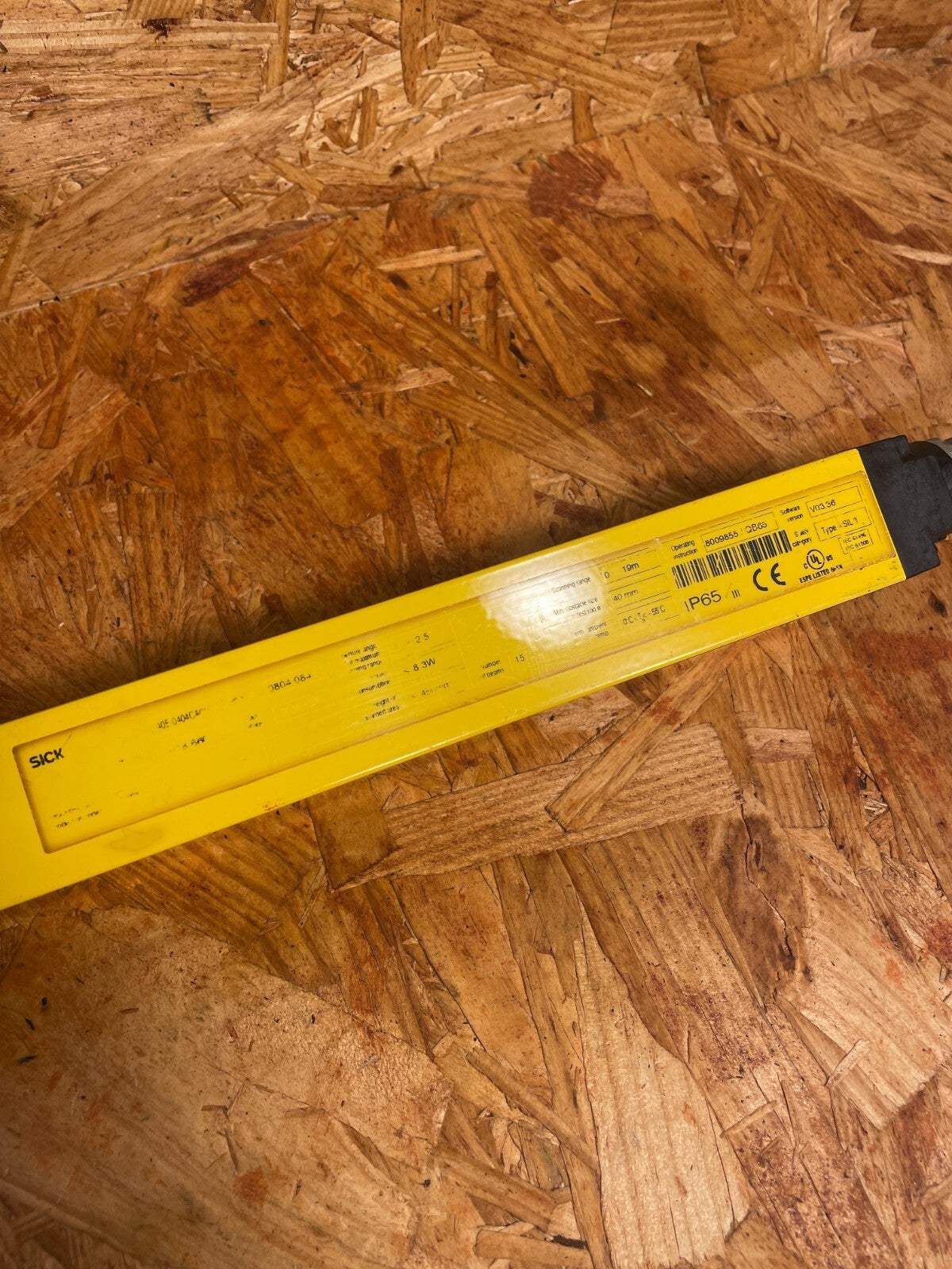 Sick C40E-0404CA010 1018660 C4000 Standard 15-Beam Safety Light Curtain Receiver