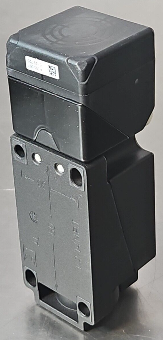 BALLUFF BES05YY /Q40KU-UPU20B-KN05 / BESQ40KUUPU20BKN05 (BIN424)