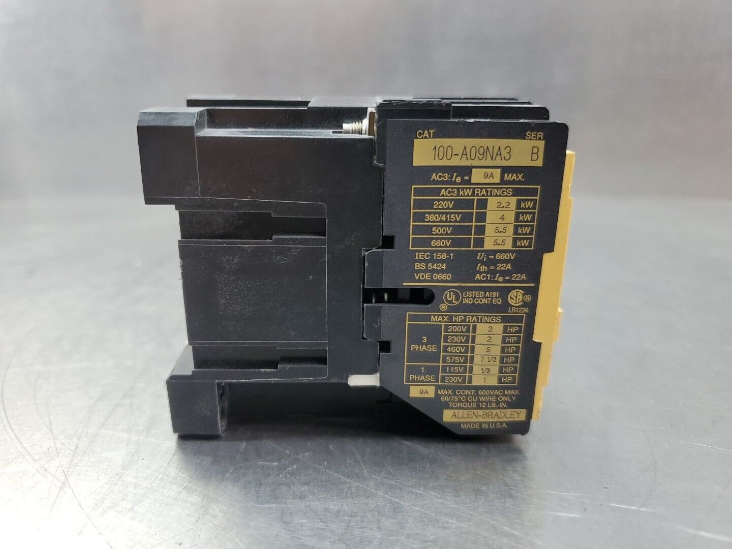 Allen Bradley 100-A09NA3/B Contactor Relay, 3-Pole, 9A, 240VAC Coil. 4D-34