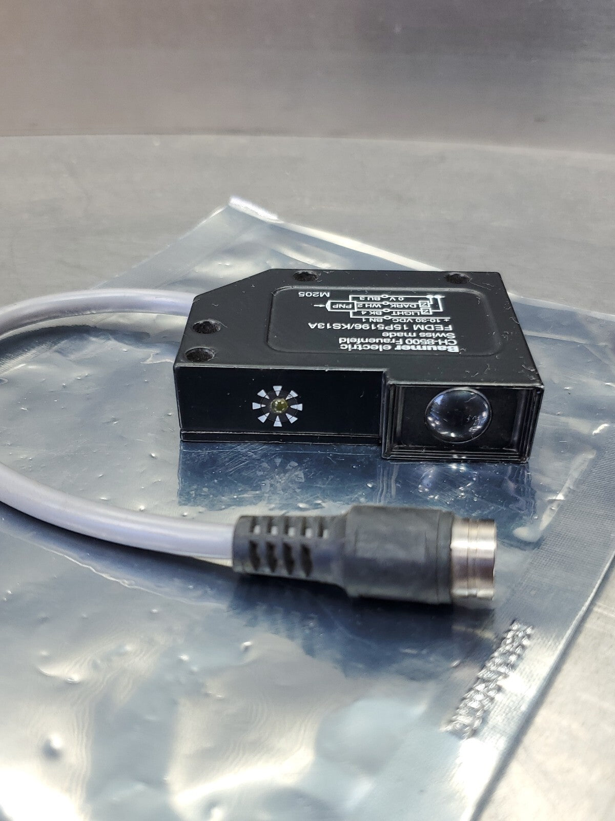BAUMER ELECTRIC FEDM 15P5196/KS13A (10-30VDC) SENSOR. 5E-3/4
