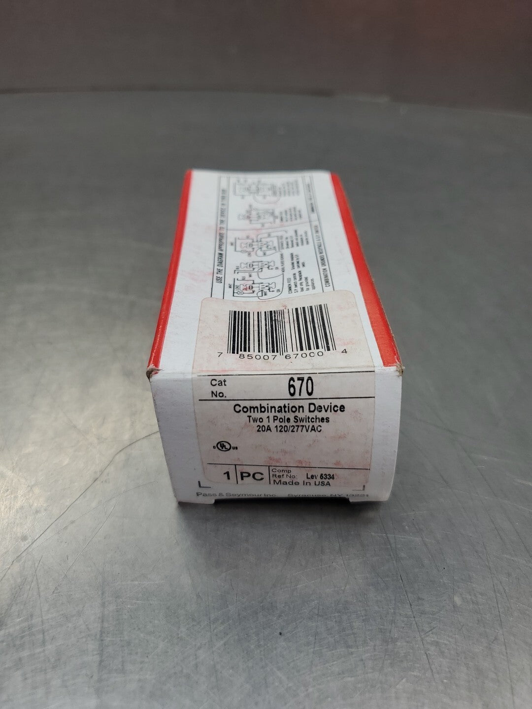 PASS & SEYMOUR 670 Combination Device Switch, 20AMP 125/277VAC. 4B-37