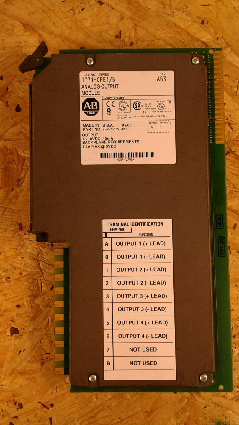 ALLEN-BRADLEY 1771-0FE1 SERIES B & SERIES A ANALOG OUTPUT MODULE AUC