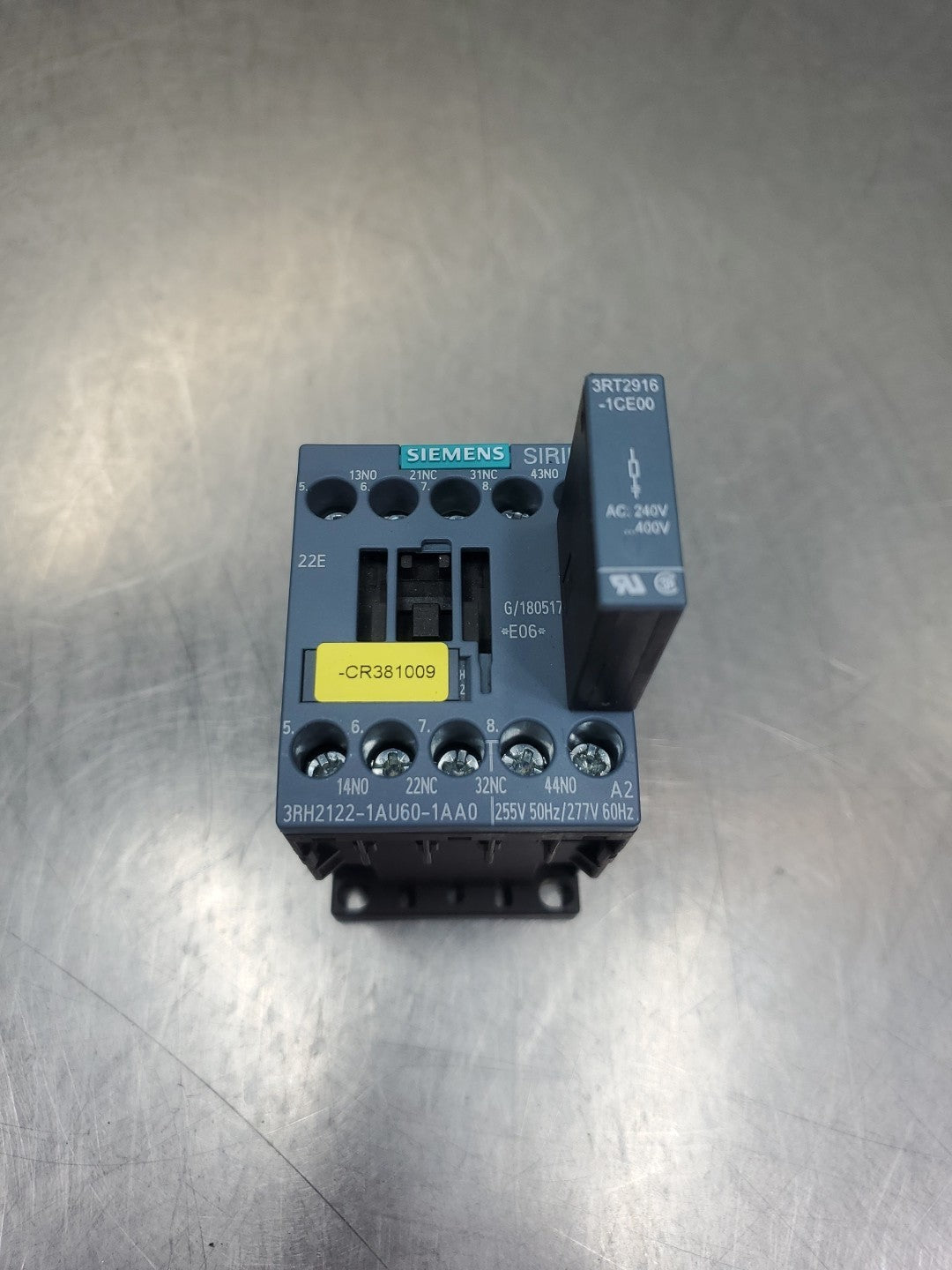 SIEMENS 3RH2122-1AU60-1AA0 SIRIUS CONTACTOR w/3RT2916-1CE00 Module. 4C-48