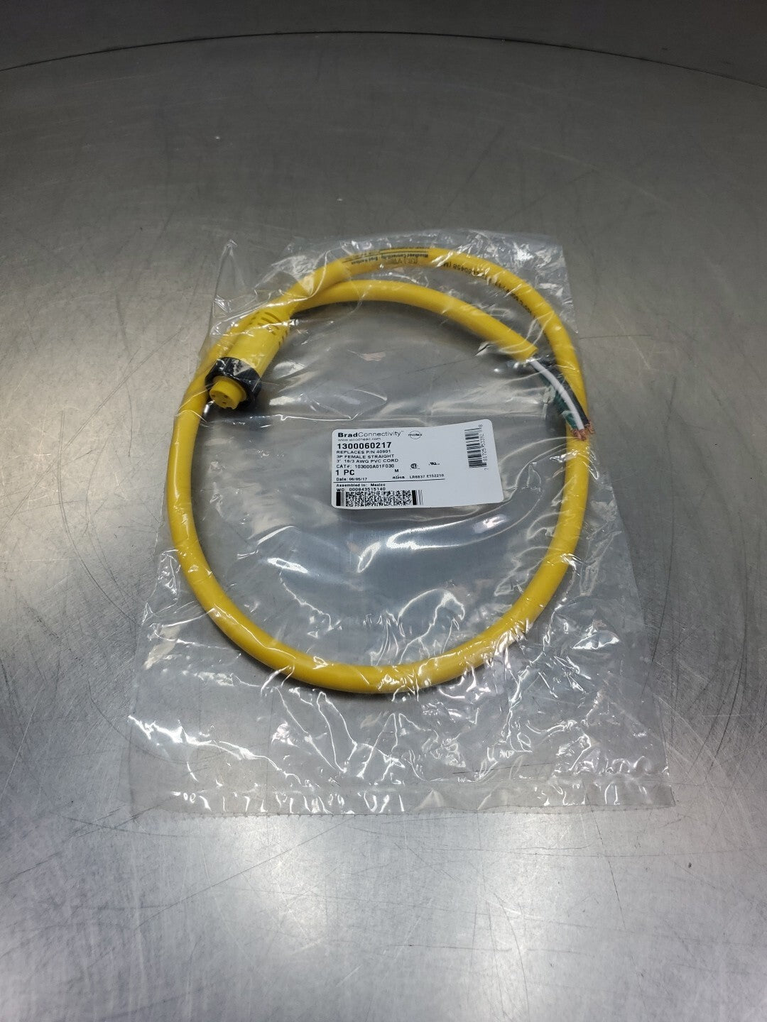 BradConnectivity 1300060217 (103000A01F030) 3' 16/3 AWG PVC Cord. 5C-15