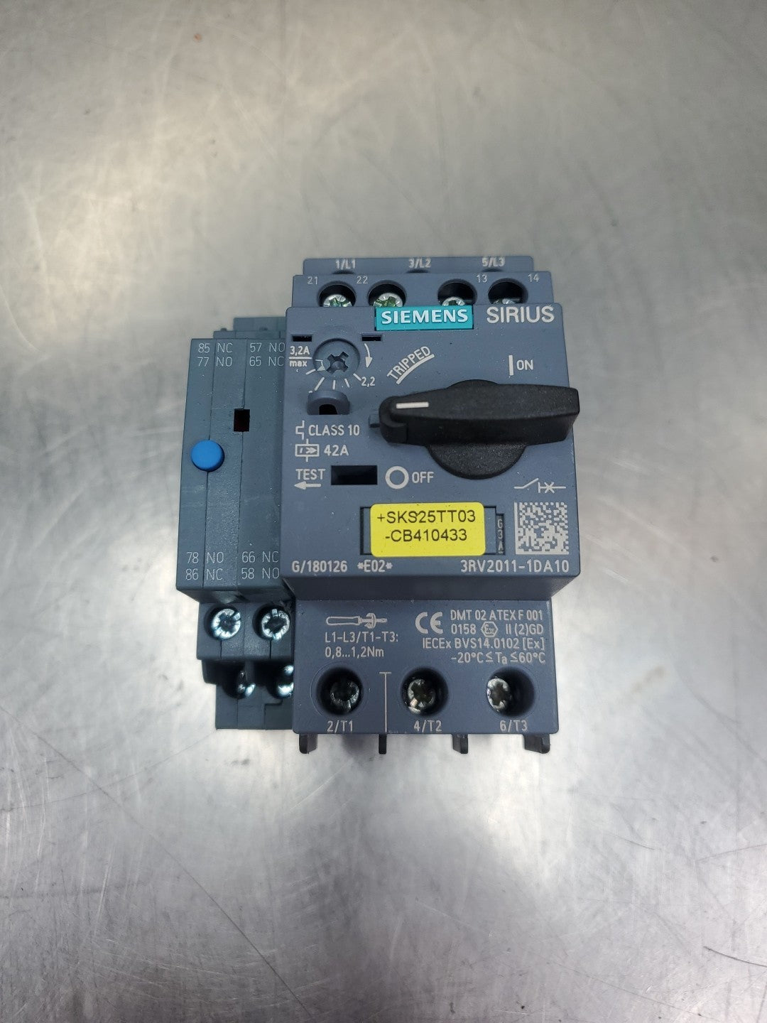 Siemens Sirius 3RV2011-1DA10 Circuit Breaker w/3RV2921-1M Module. 4C-50