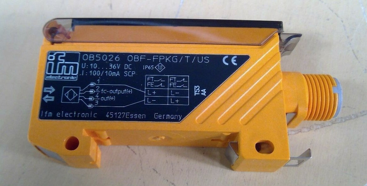 IFM Efector OB5026 OBF-FPKG/T/US Photoelectric Sensor, 10-36VDC. 5E-5/2