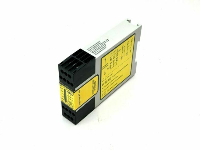 Banner AT-FM-10K Safety Relay Module Supply Voltage 24V Ac/Dc (3.1.2)