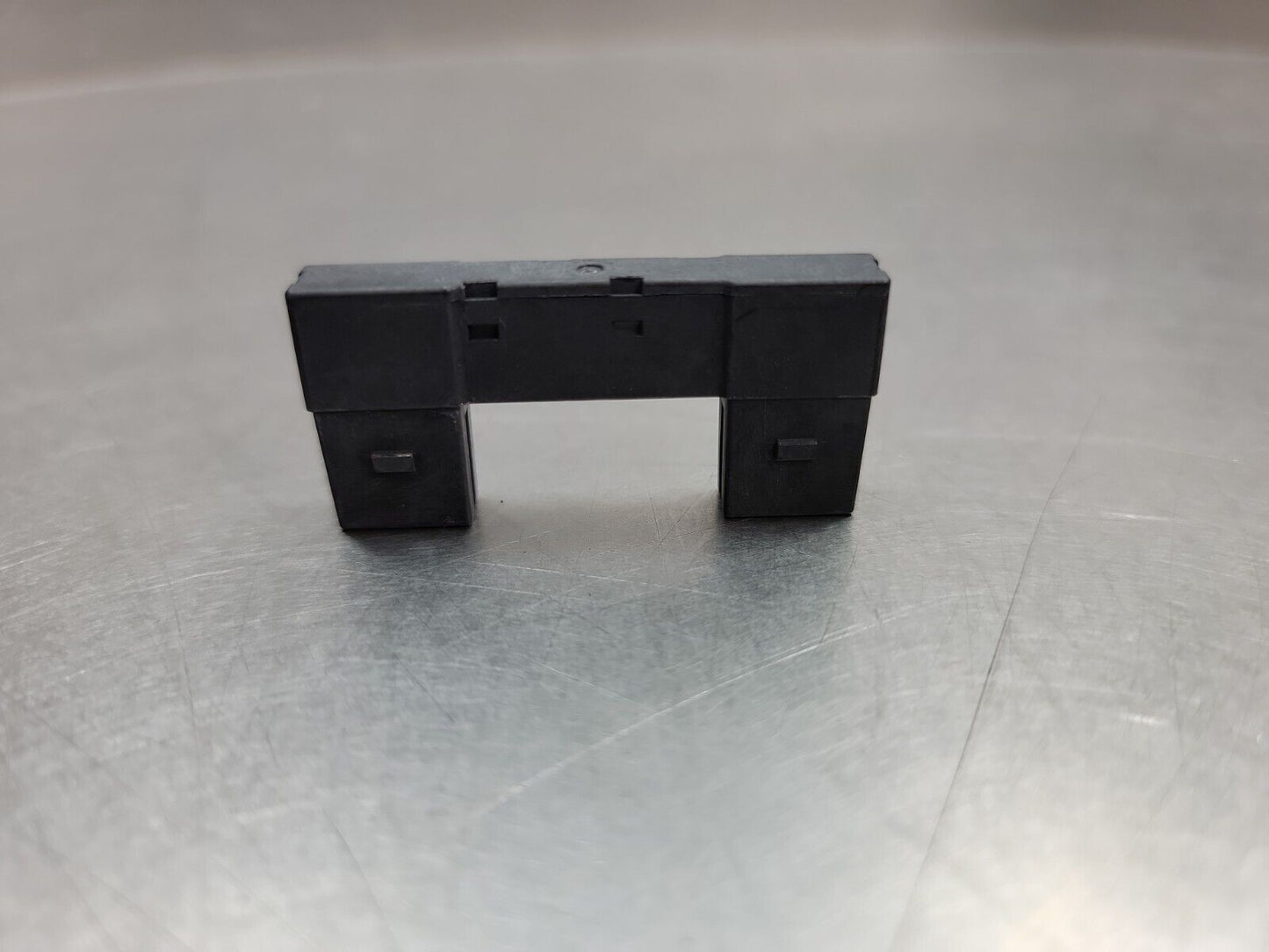 ALLEN BRADLEY PN-140586 BUS BAR CONNECTOR KINETIX 5500 SERVO DRIVES loc.1B