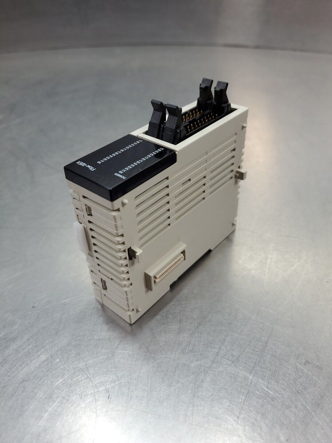 Mitsubishi FX2NC-32EX 24VDC Programmable Controller Module. 3E-35