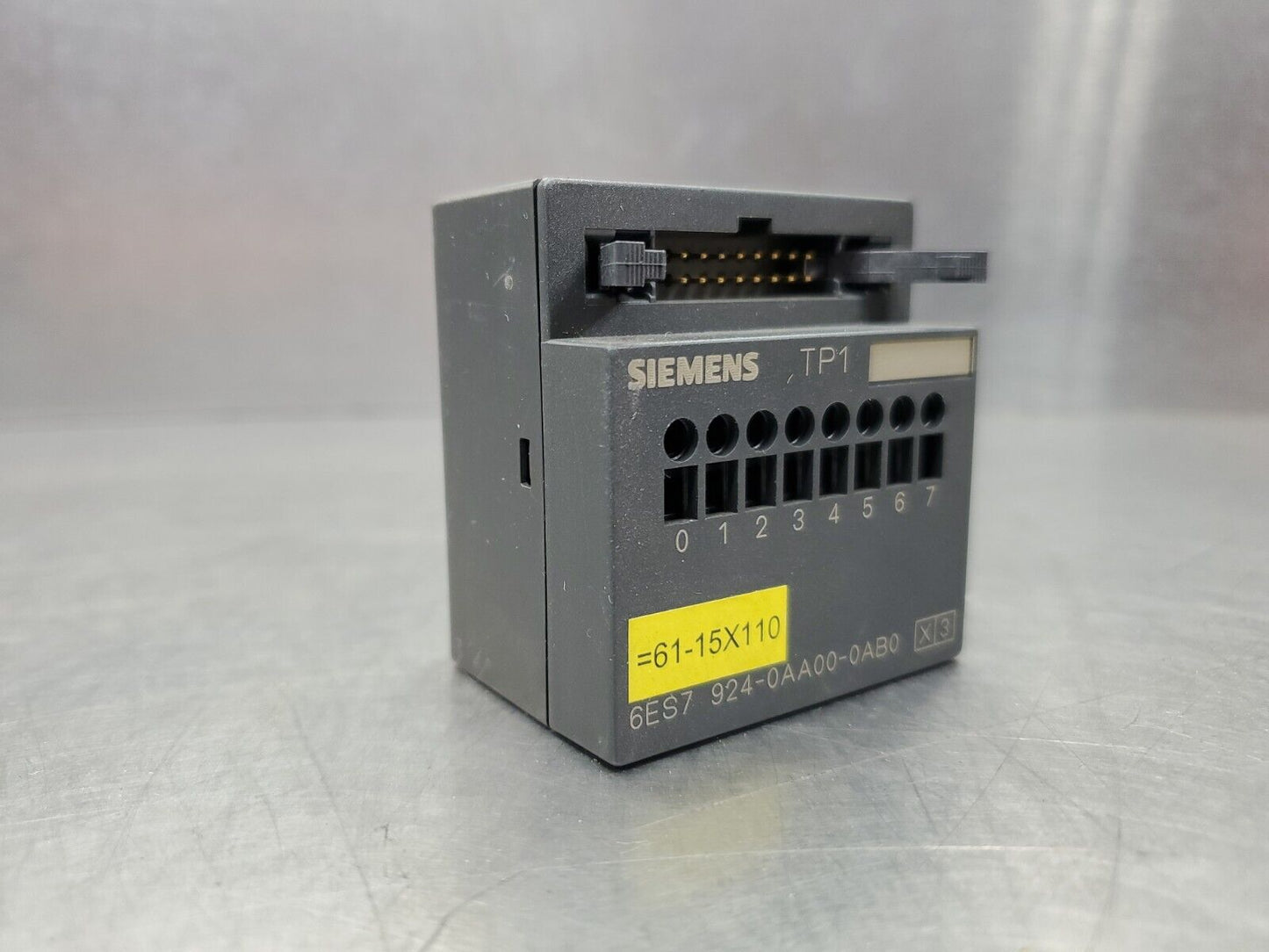 Siemens 6ES7 924-0AA00-0AB0 TP1 Terminal Block. 3E-15