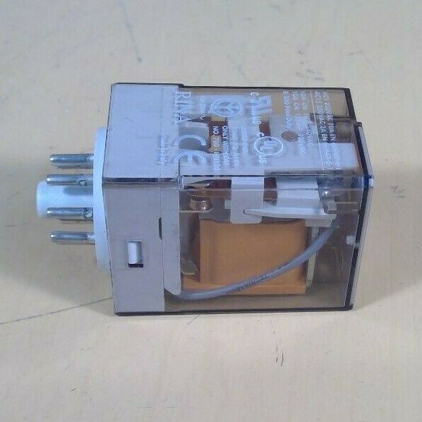 Allen-Bradley 700-HA32A2 Series D 240V AC 4D