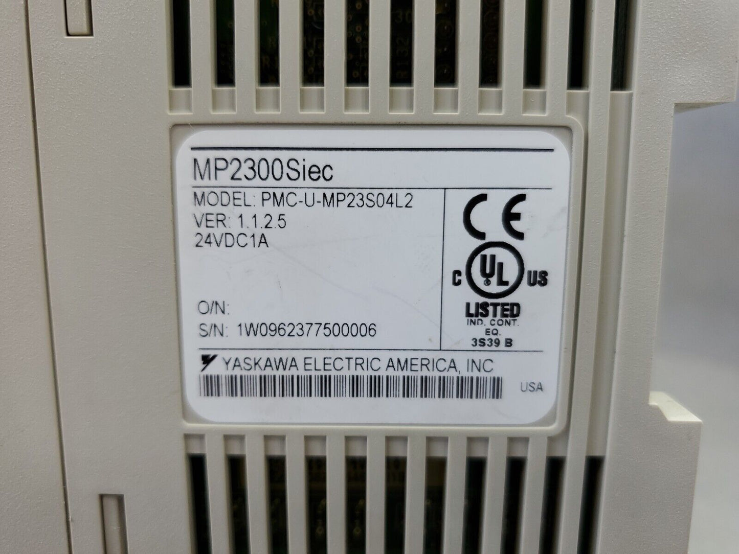 YASKAWA MP2300Siec Ver:1.1.2.5 24VDC (PMC-U-MP23S04L2) Servo Module. 3E-20
