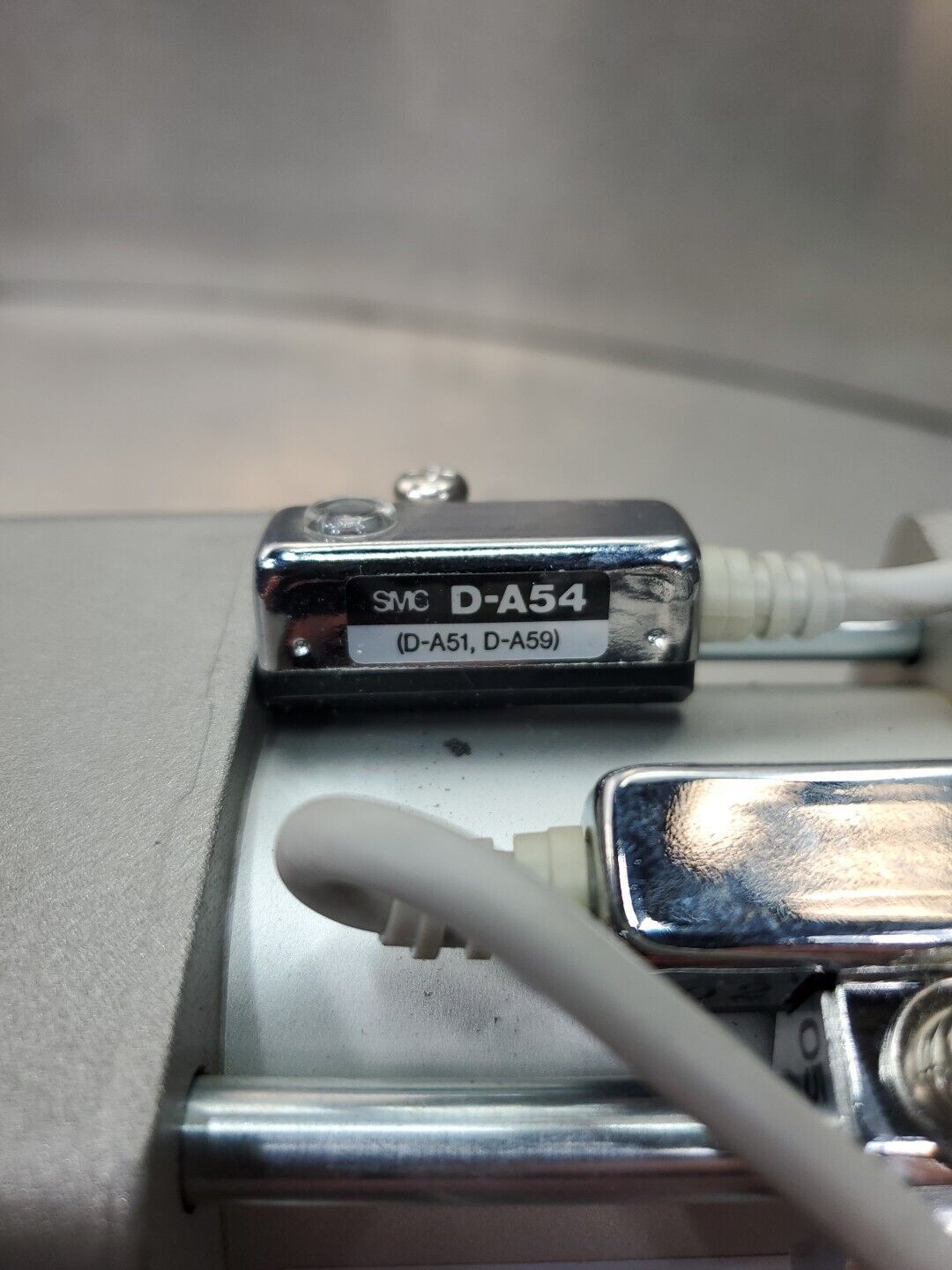 SMC MDBD50-25-A54Z Pneumatic Cylinder w/2 D-A54 Reed Switches. 6B-11