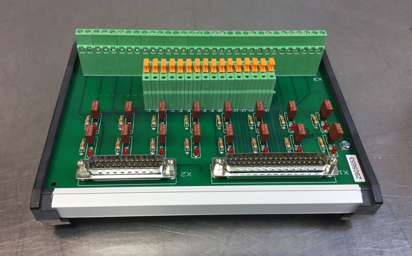 PHOENIX CONTACT UM-D37M/DS/FU/LED/AID16/C300/L Varioface Module Loc.3A