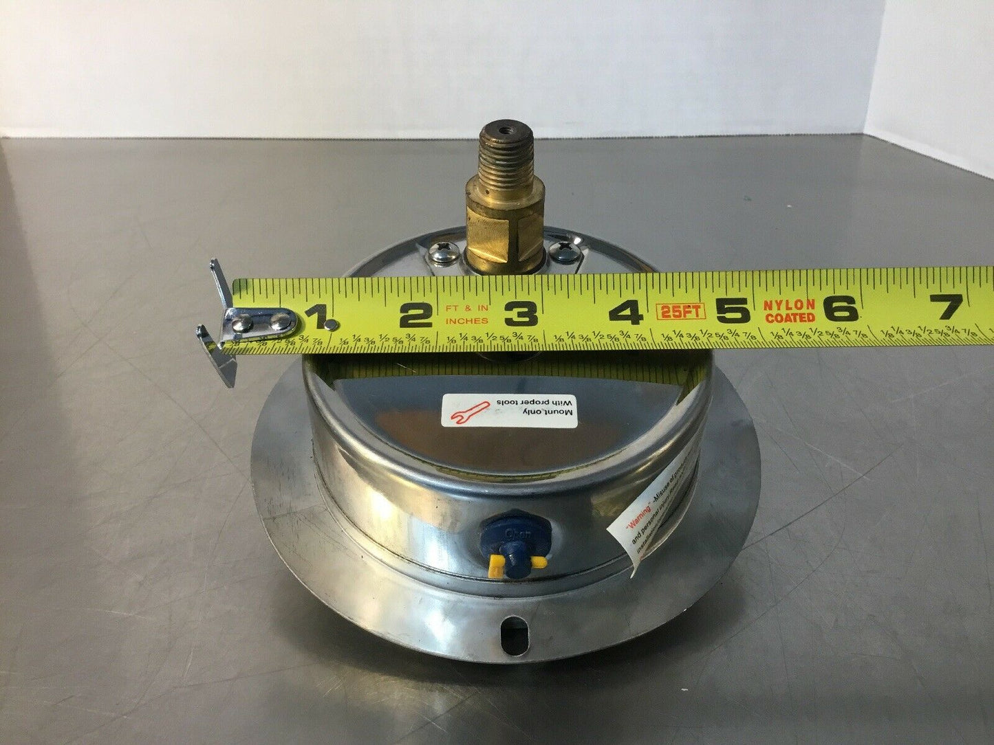Trerice Pressure Gauge 0-200 PSI / 0-1400 KPA - Liquid Filled. 6D