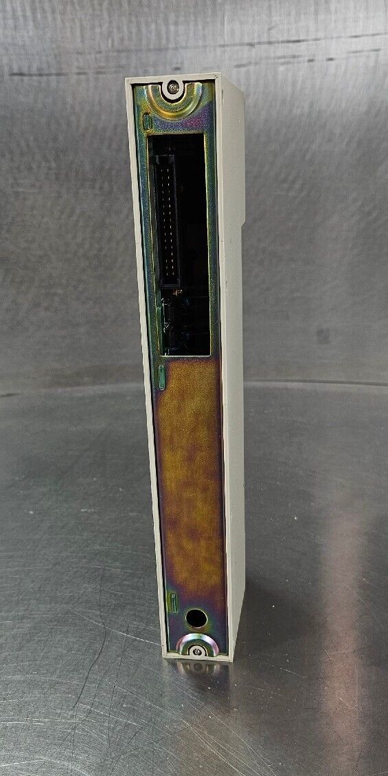 Omron C2000-ID216 Input PLC Module Loc 3D-21