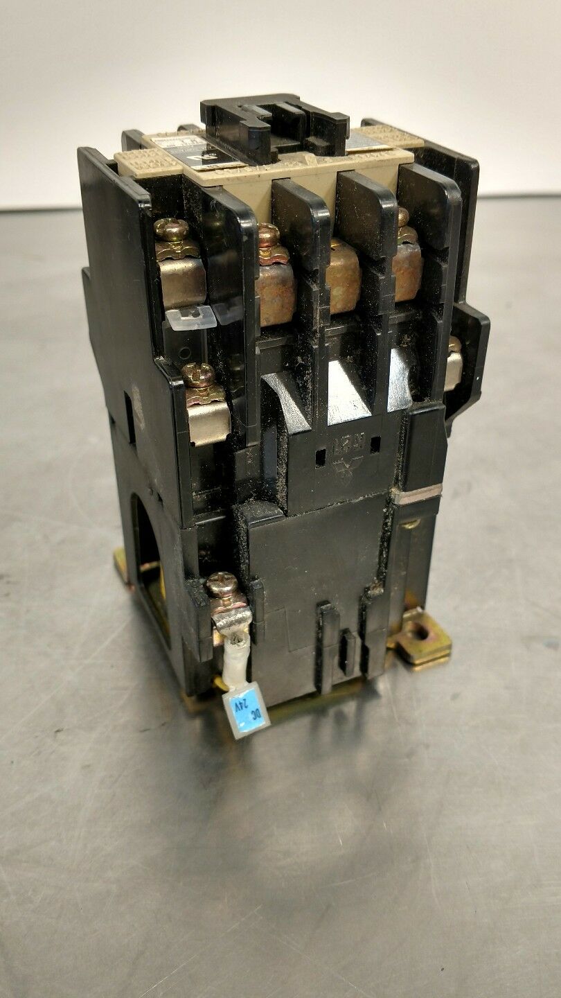 MITSUBISHI SD-K21UR 24 A 3 PH CONTACTOR 4E-10