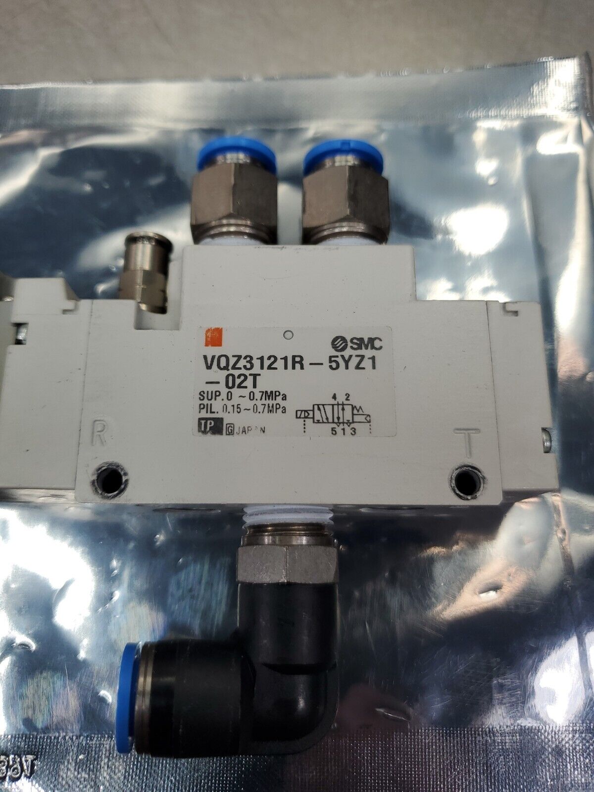SMC VQZ3121R-5YZ1-02T 0-0.7MPa Solenoid Valve. 6D-14