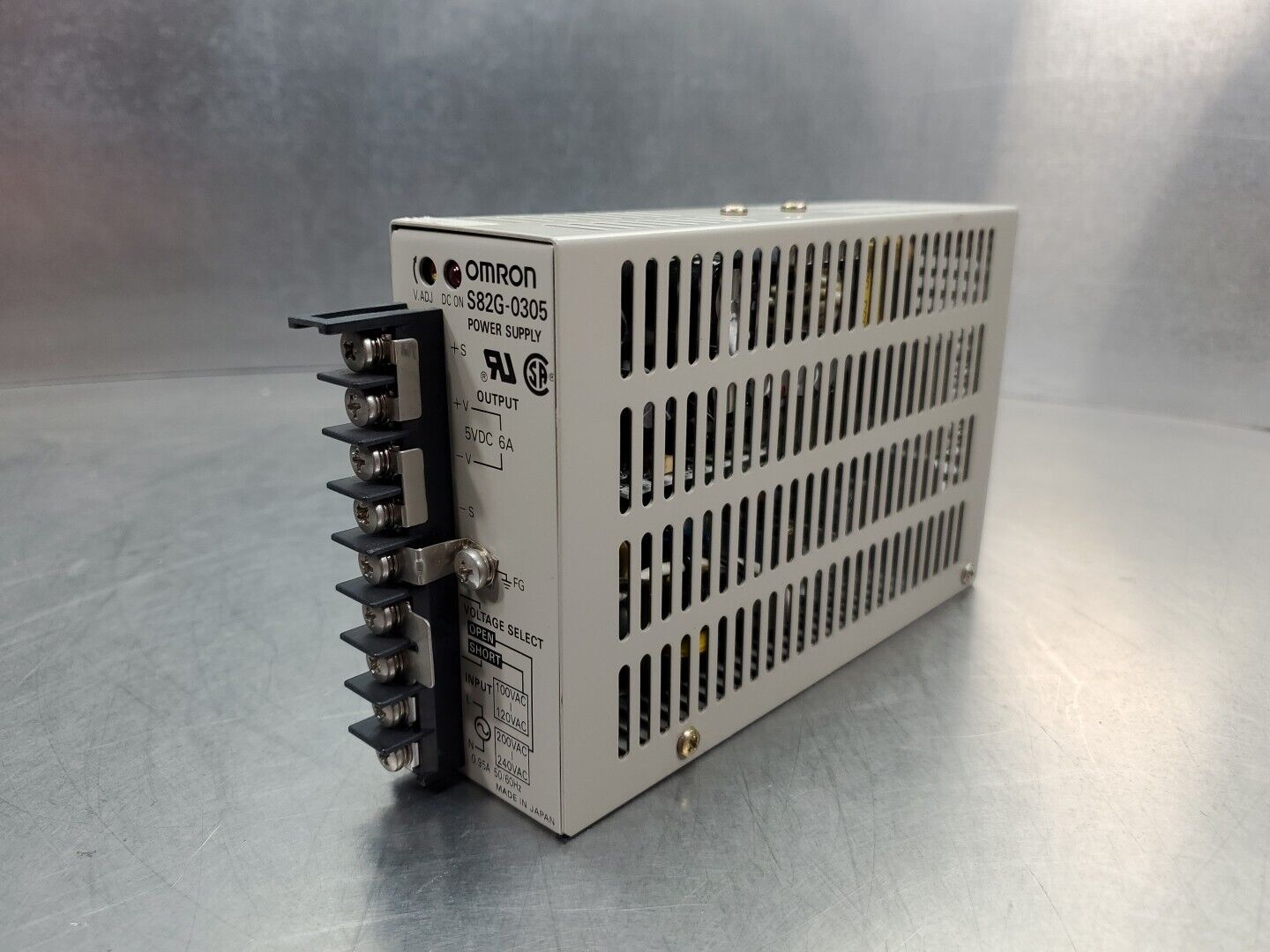 OMRON S82G-0305 5VDC 6A POWER SUPPLY. 4E-23