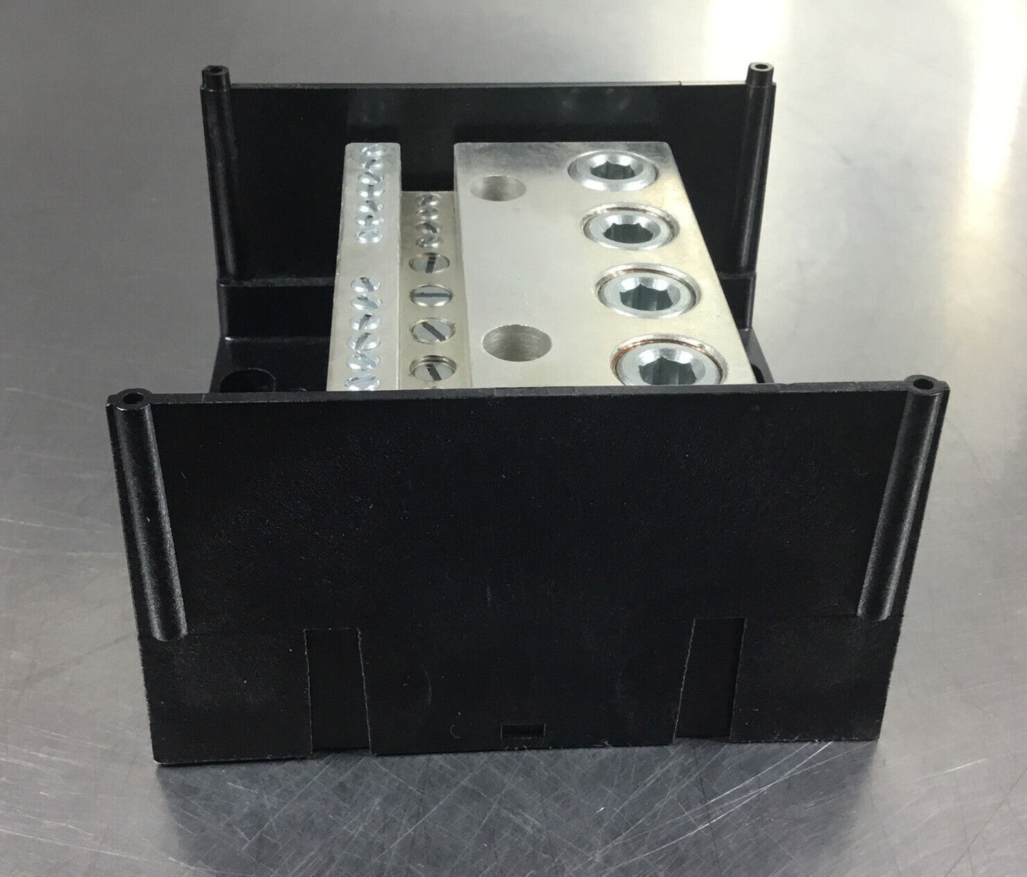 GOULD SHAWMUT 68521 POWER DISTRIBUTION BLOCK 4 POLE 600V 4D-19