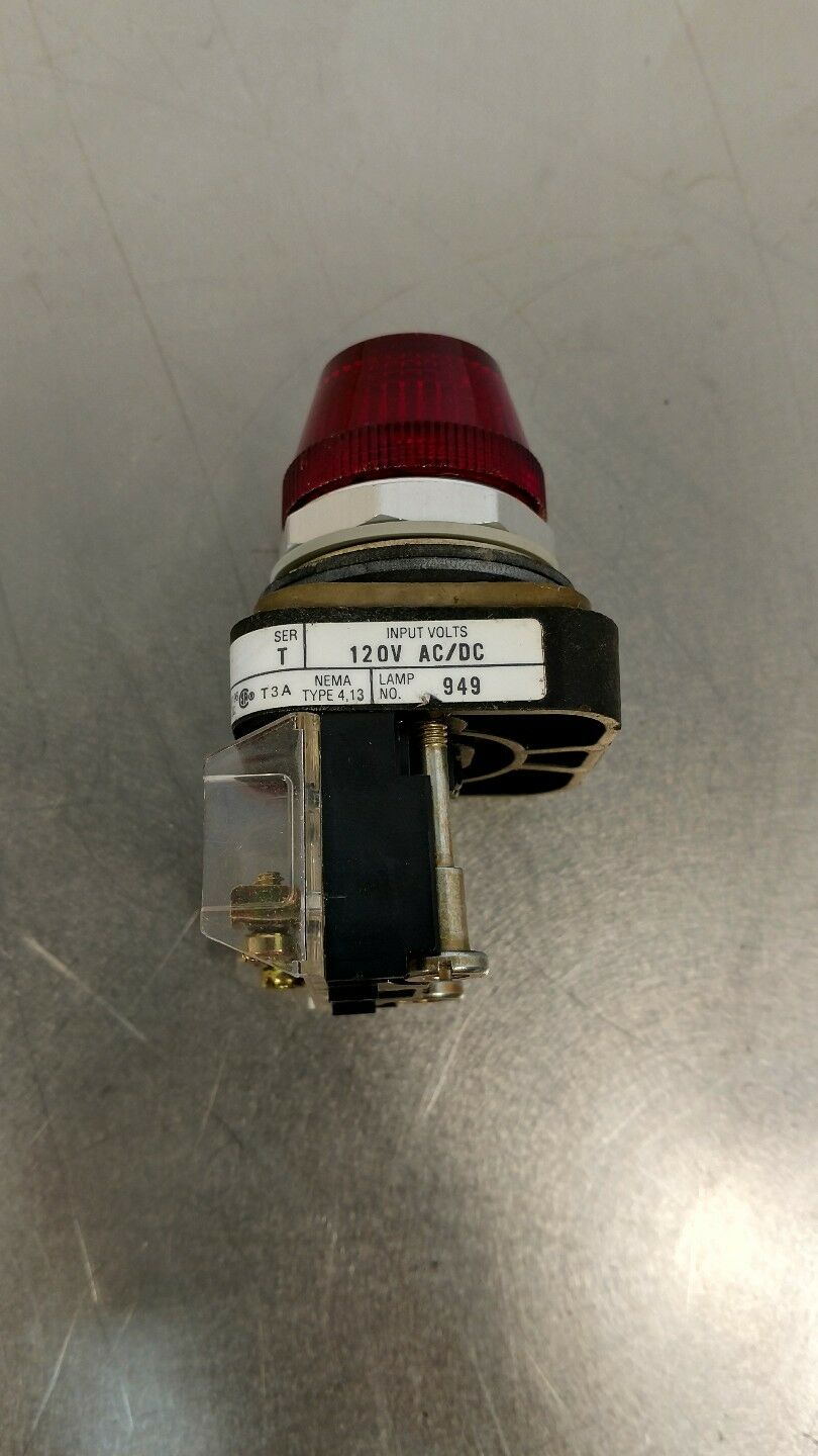 Allen Bradley Push Button 800T-Q10 Red Illuminated Switch 5A