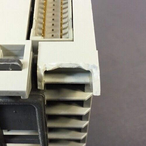 SCHNEIDER AUTOMATION MODICON TSX COMPACT AS-BDAP-210 3D-3