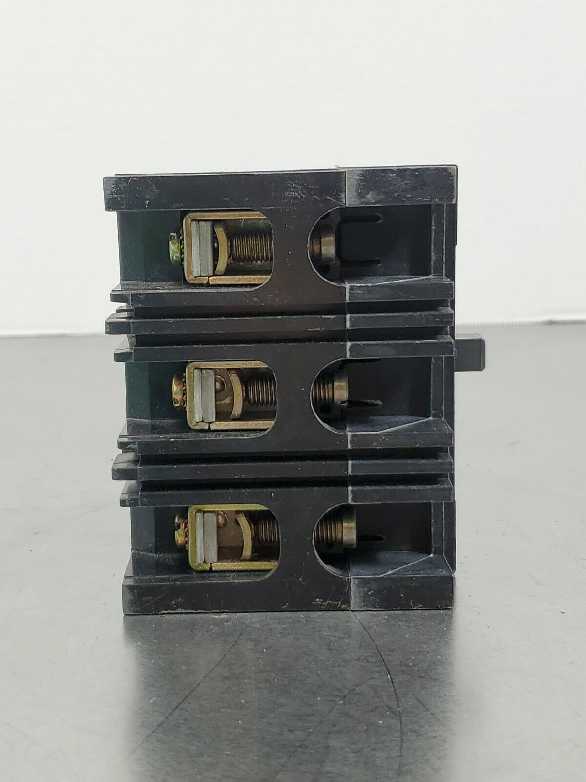 Eaton Culter/Hammer REA3020 20A, 3pole 240VAC 4E-3