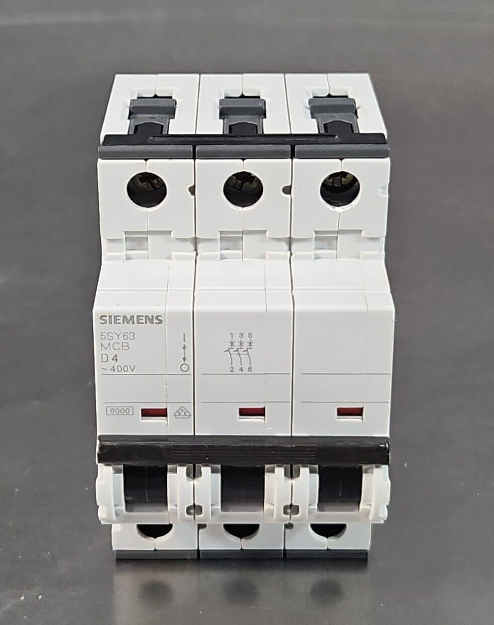 Siemens 5SY63 MCB D4 Circuit Breaker. 4C-17