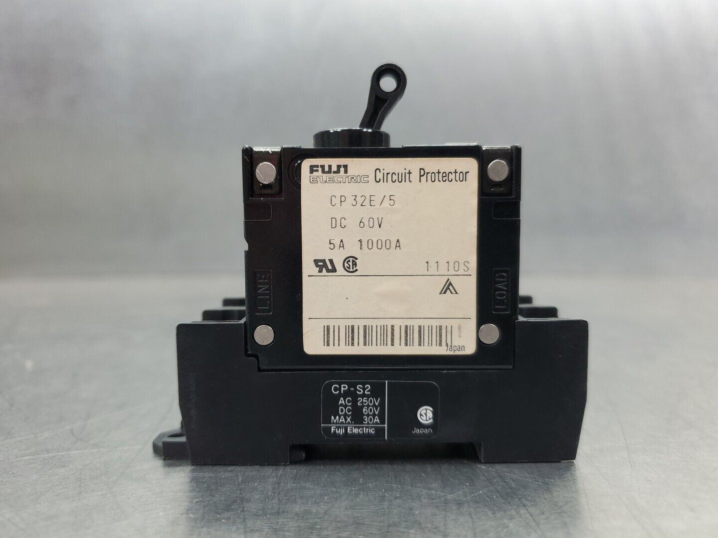 FUJI CP 32E/5 60VDC 5A 2POLE Circuit Protector. 4E-24