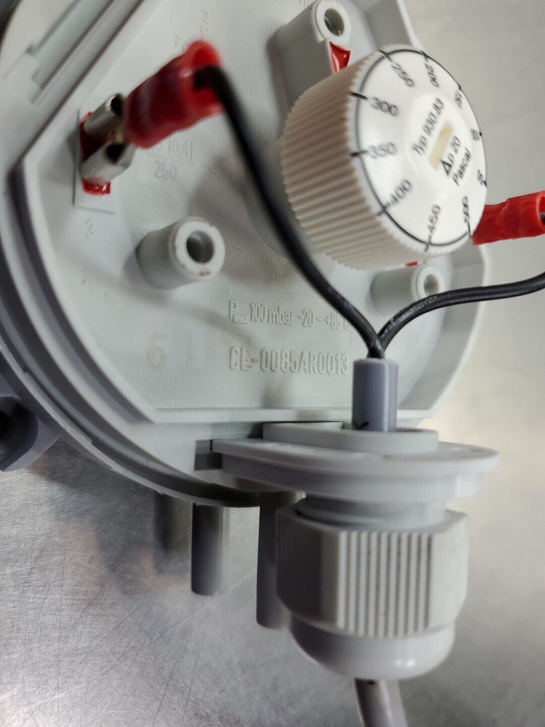 HONEYWELL CE-0085AR0013 Typ:930.83 Regulator w/65in. Lead Wire. 6E-2