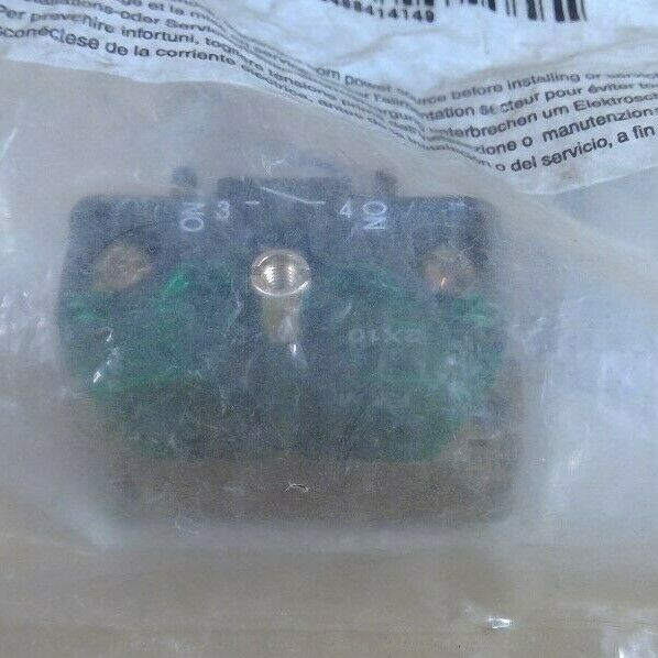 Allen-Bradley 800E-2LX10 Series A Contact Cartridge with Latch 4D