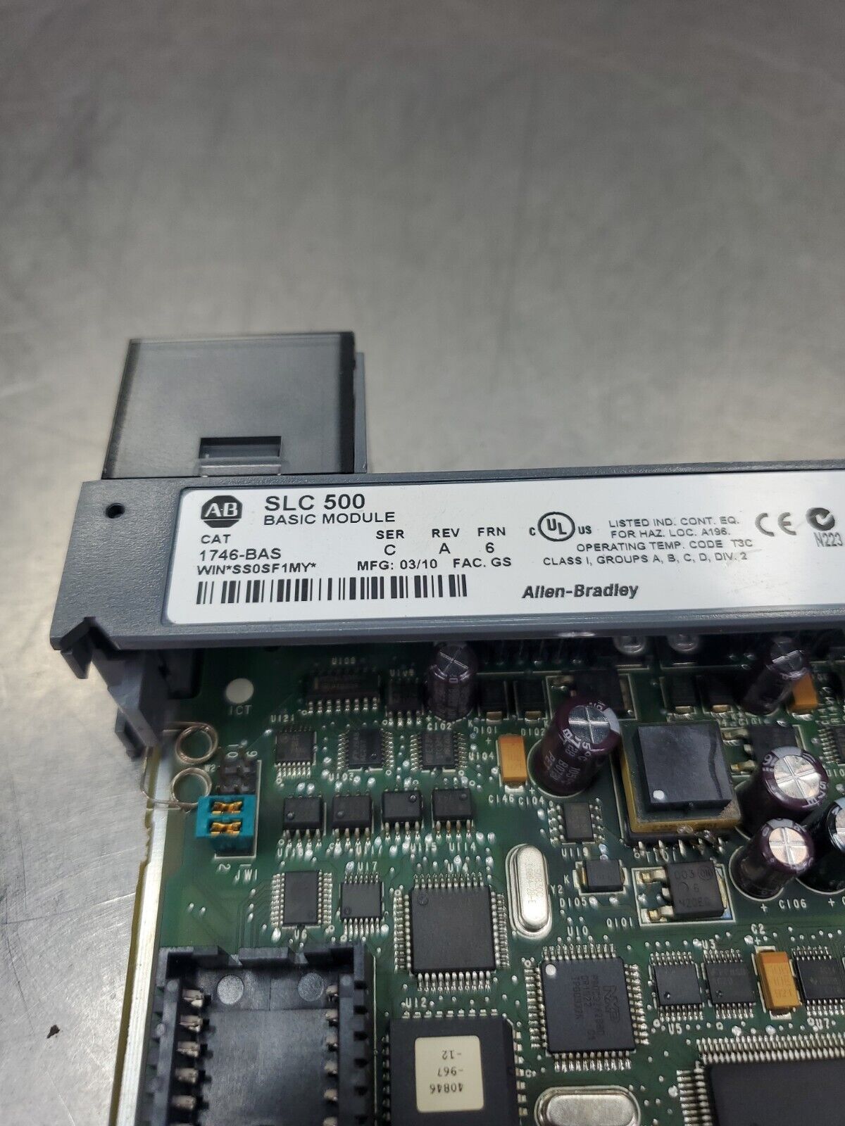 Allen Bradley 1746-BAS Ser. C Rev. A FRN 6 Basic Module. 3D-12