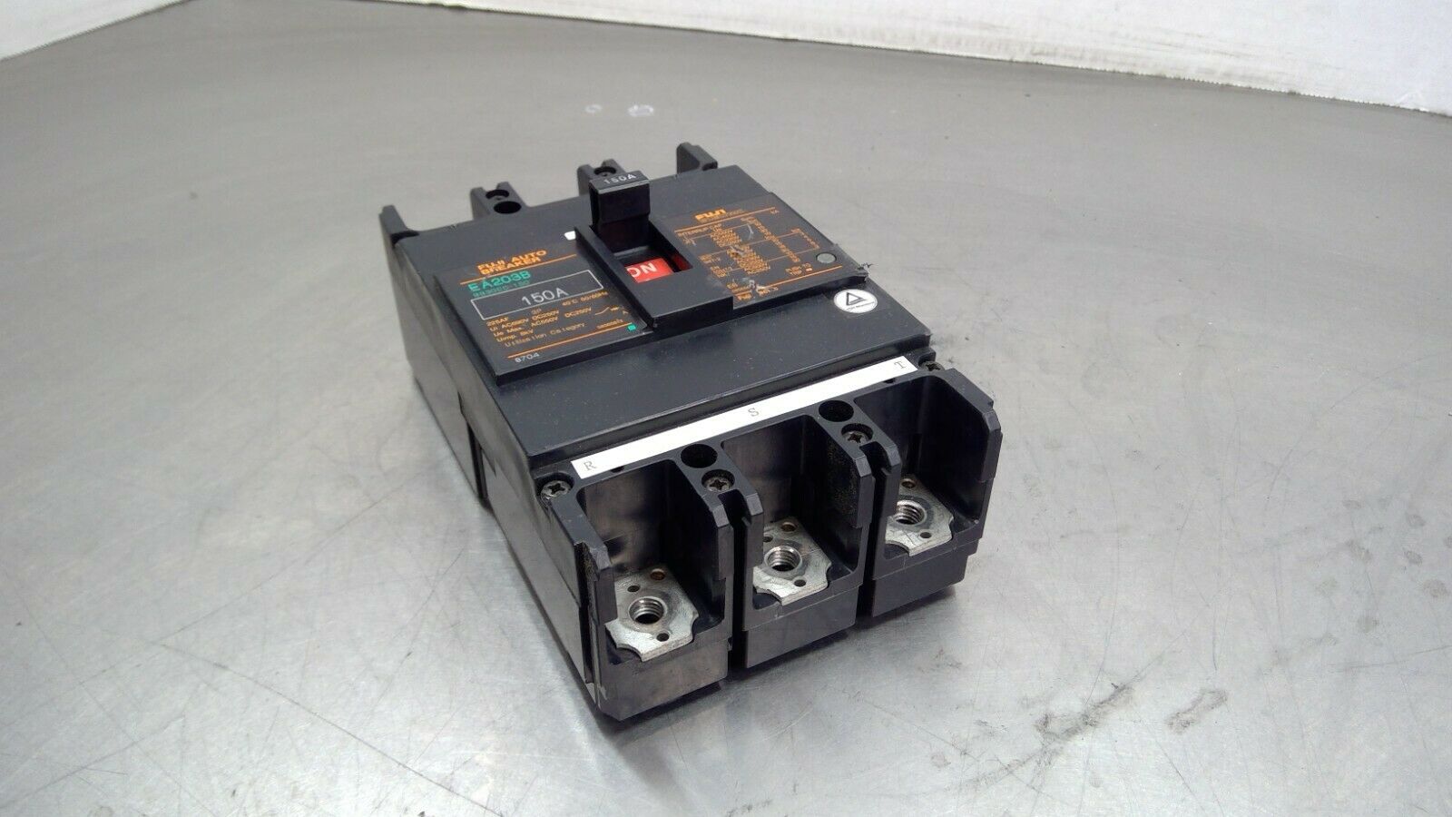 cxOne New Fuji EG203B 150A 3P Circuit breaker IN BOX