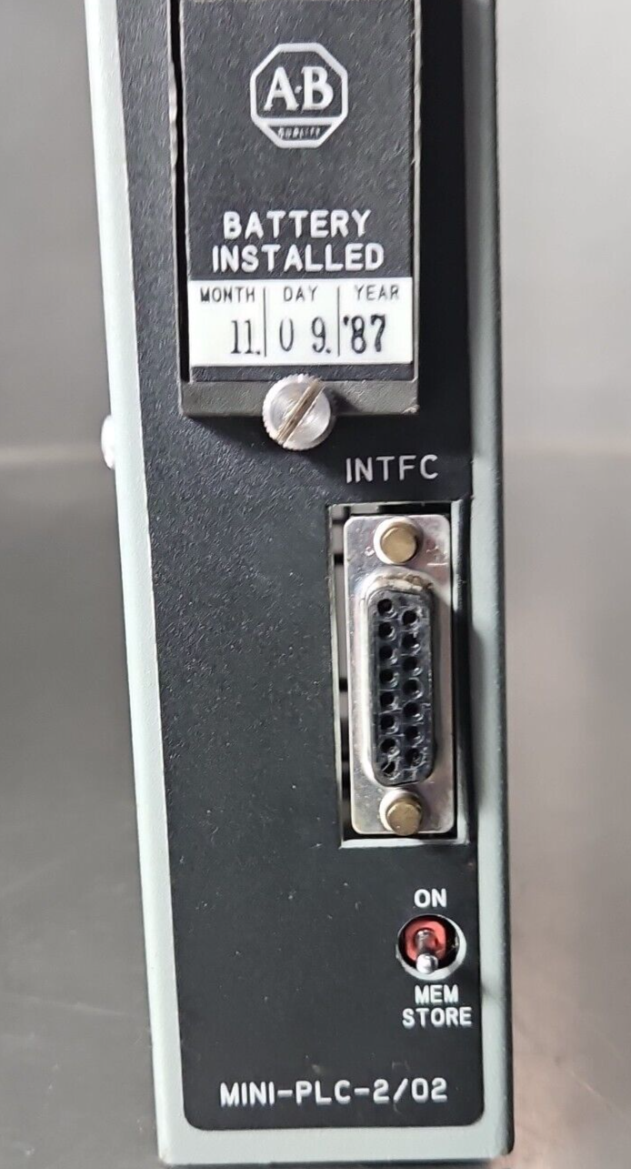 Allen-Bradley 1772-LZ Mini PLC 2/02 Processor SerA. Loc3E30