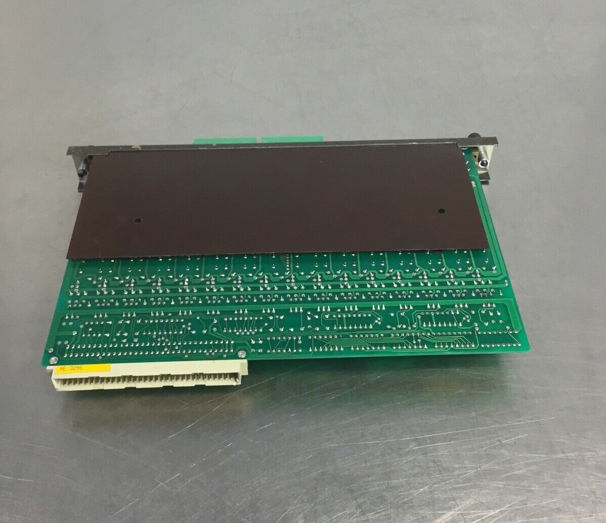 Bosch 1070075340-101 AR/2A sf Output Module. 3B