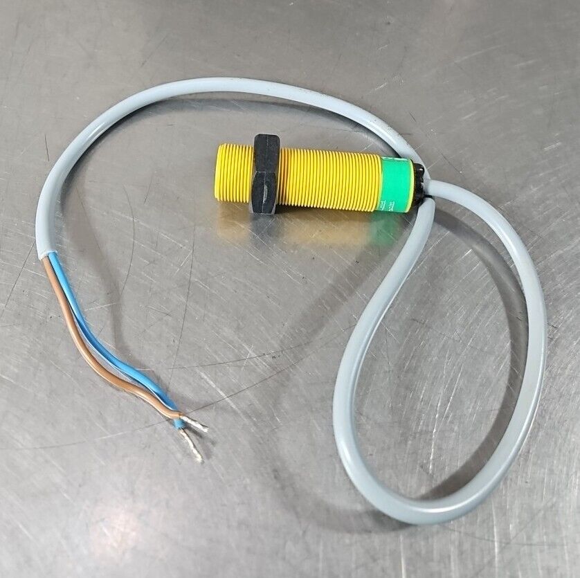 Turck BI5-S18-AD4X Proximity Sensor. Loc5E-21