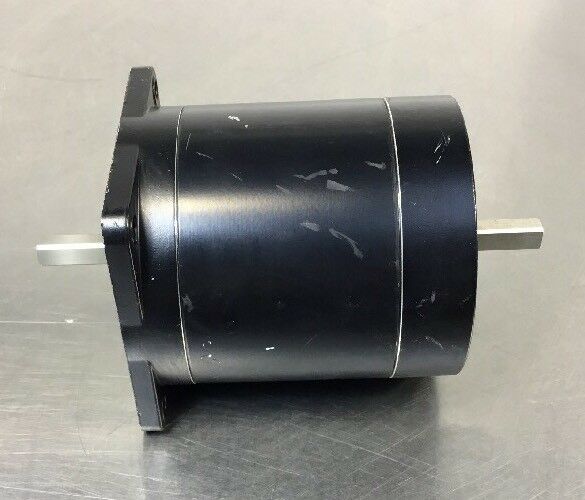 VEXTA 5-PHASE STEPPING MOTOR UPH599-B 1C