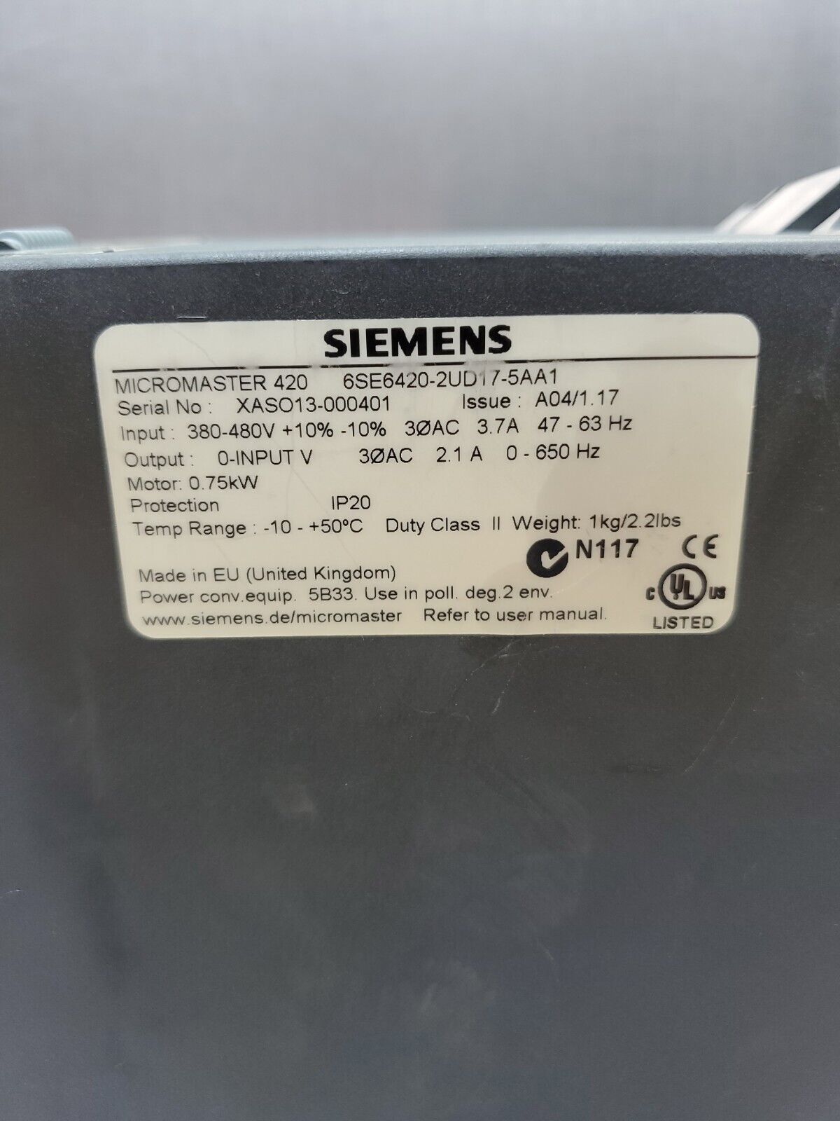 Siemens 6SE6420-2UD17-5AA1 Micromaster 420 Module - Missing Plate. Loc 1E-3