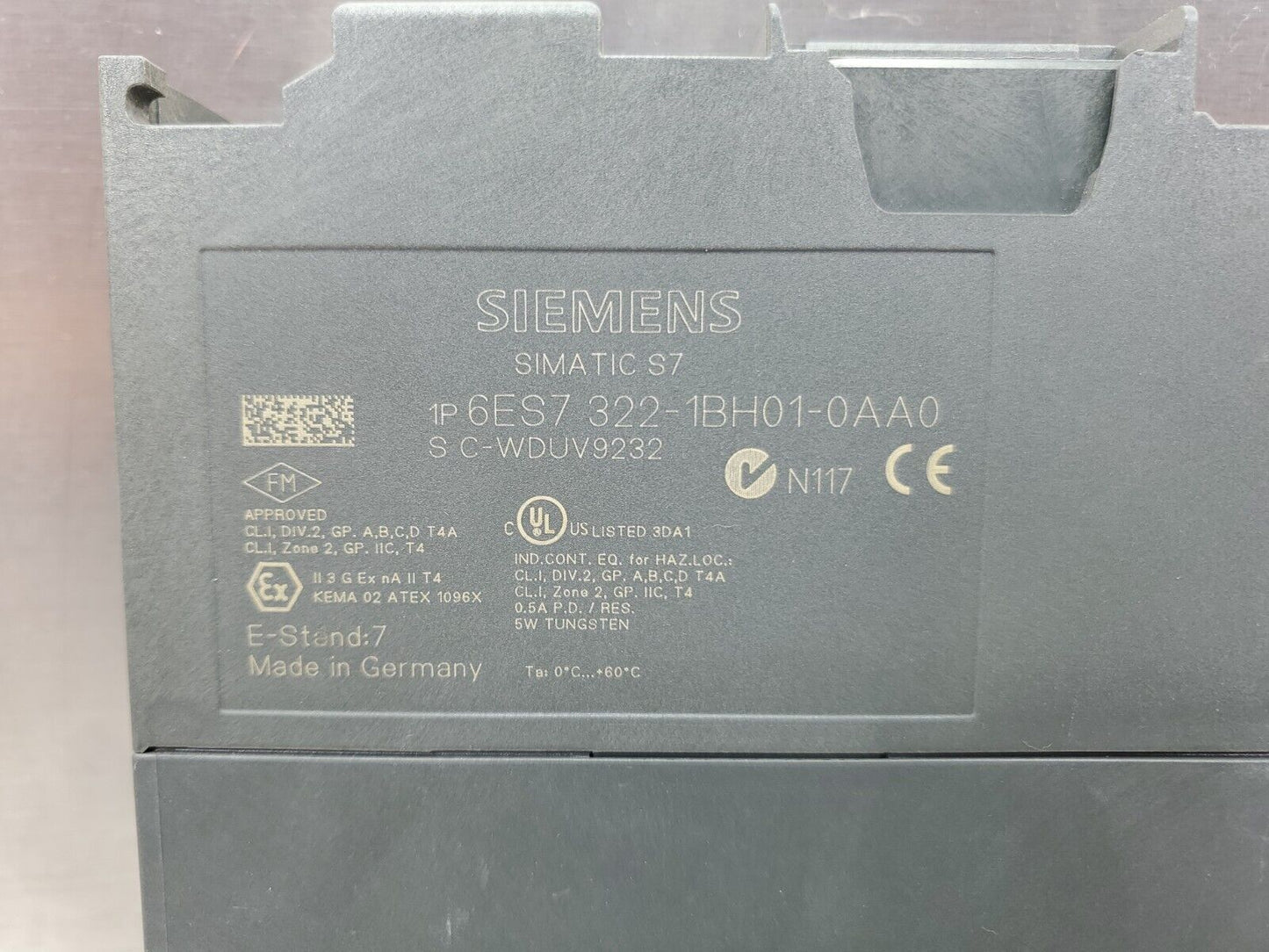 SIEMENS SIMATIC S7 6ES7 322-1BH01-0AA0 Output Module. 3D-25