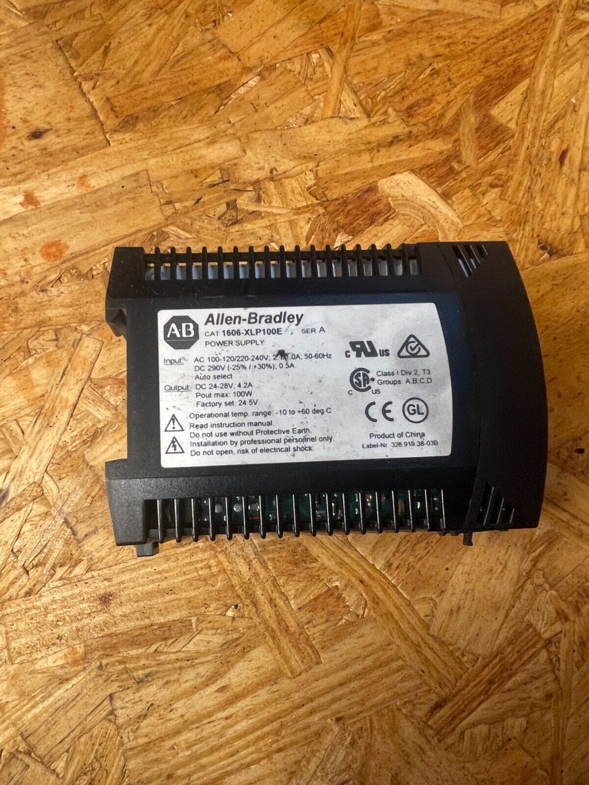 Allen-Bradley 1606-XLP100E 24-28 VDC Output 4.2A 100W 1-Phase Power Supply @1E
