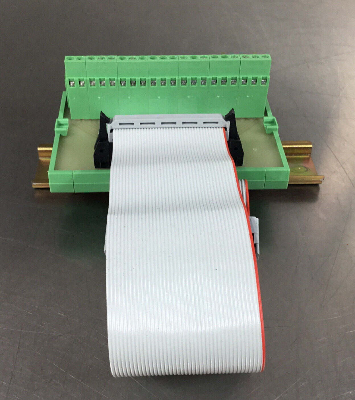 ADVANCED MICRO CONTROL IM-1 INTERFACE MODULE 6 INCH LONG MOUNTING RAIL C-11