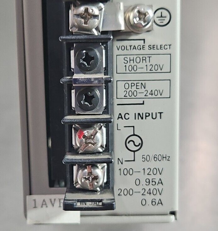 Omron S82L-0324 Power Supply Module. 4E-21
