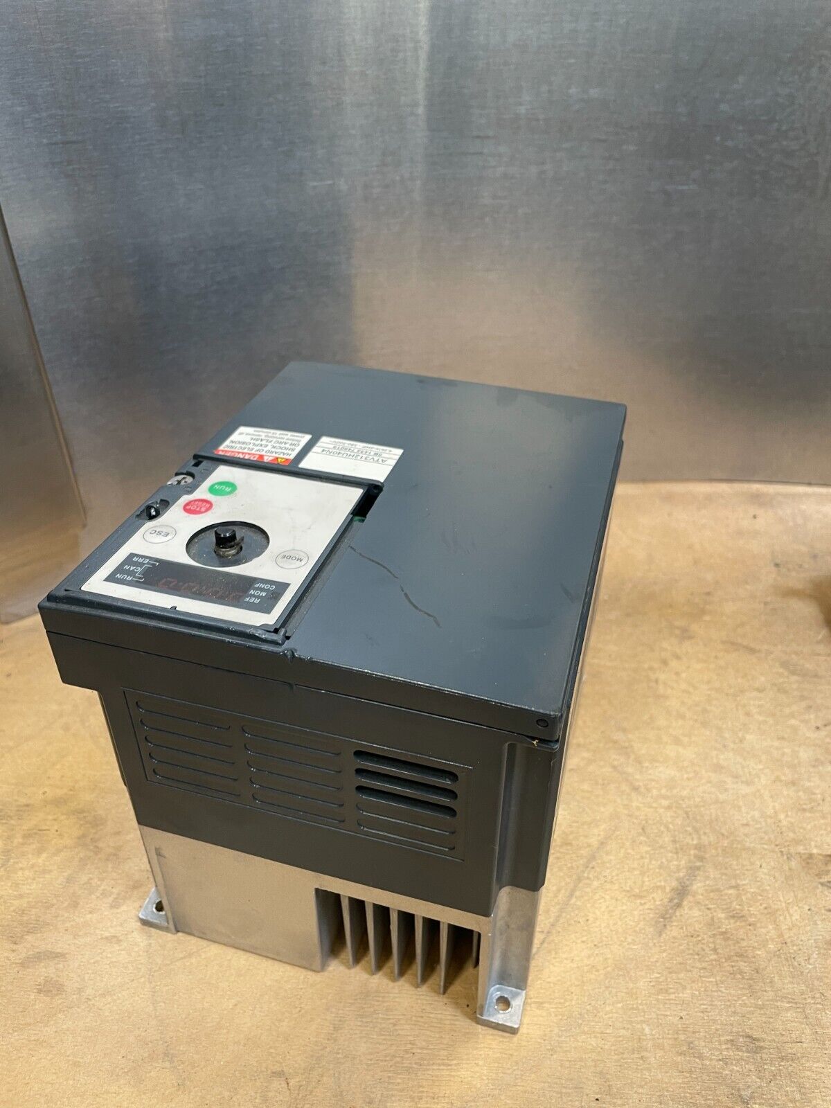 Schneider Electric Altivar ATV312HU40N4 Variable Speed Drive 4KW-5HP AC Inverter